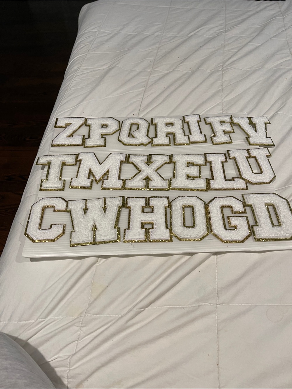Sparkle Felt Letter Set - White with Gold Trim set of 19 brand new letters
